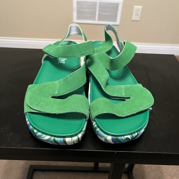 Alegria Shoes - ALEGRIA BY PG LITE GREEN SUEDE ADUSTABLE STRAP FLAT ANA-171 SANDALS 38 / 7.5